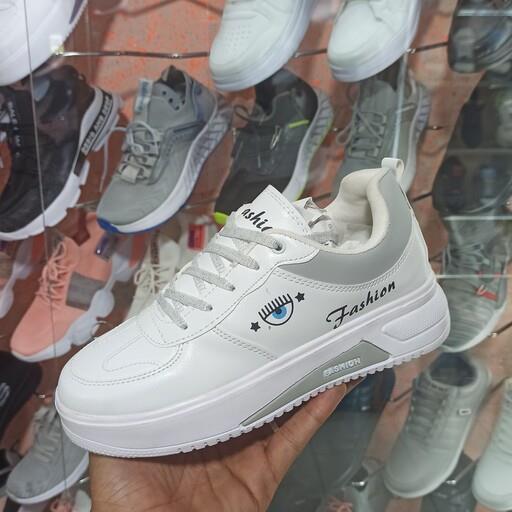 کفش اسپرت ونس سفید سایز37تا40 مدل چشمی سفید خاکی